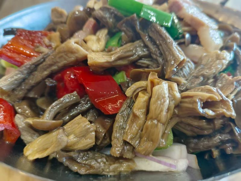 干锅鹿茸菇.jpg 干锅鹿茸菇.jpg
