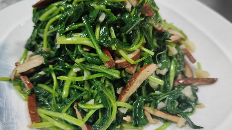 马兰头.jpg 马兰头.jpg